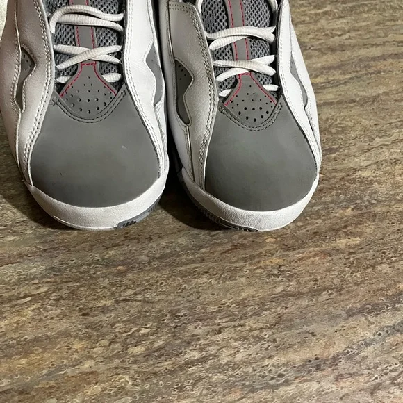 Jordan true flight 342964-123 infrared 23 grey & white sneakers